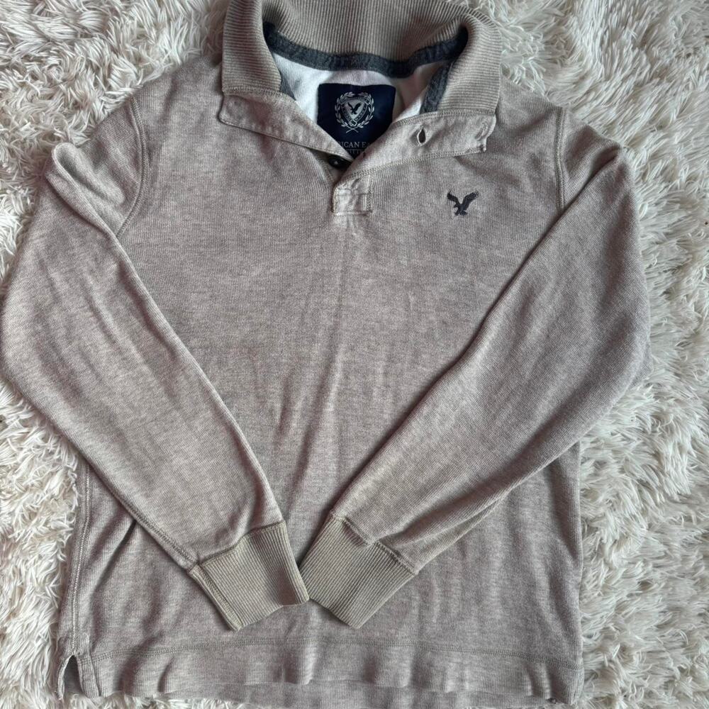 American eagle grey quarter button